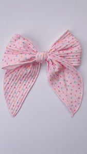 ISABELLE - XL Ribbed Heart Bow on Alligator Clip