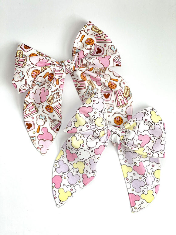 ISABELLE XL - Handtied Magical Mouse Bows on Large Alligator Clip